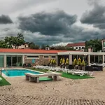 Casas Campo Cimo Da Quinta 4* ميراندا دو دورو