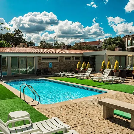 ゲストハウス Casas Campo Cimo Da Quinta ミランダ・ド・ドウロ