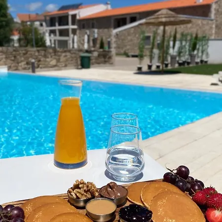 Casas Campo Cimo Da Quinta ميراندا دو دورو
