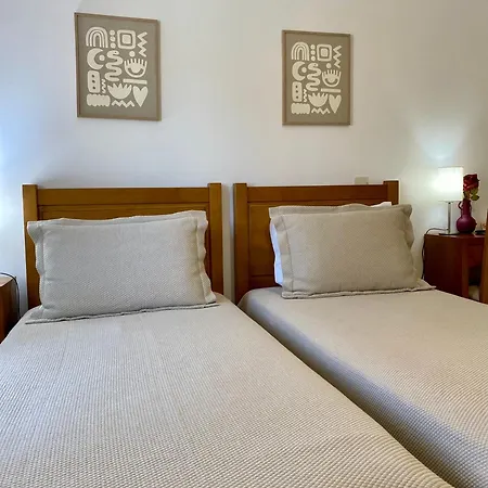 Casas Campo Cimo Da Quinta ミランダ・ド・ドウロ