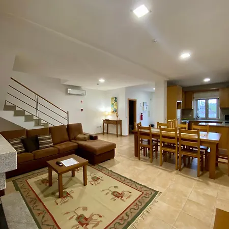 Casas Campo Cimo Da Quinta ゲストハウス ミランダ・ド・ドウロ