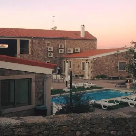 Casas Campo Cimo Da Quinta بيت ضيافة ميراندا دو دورو