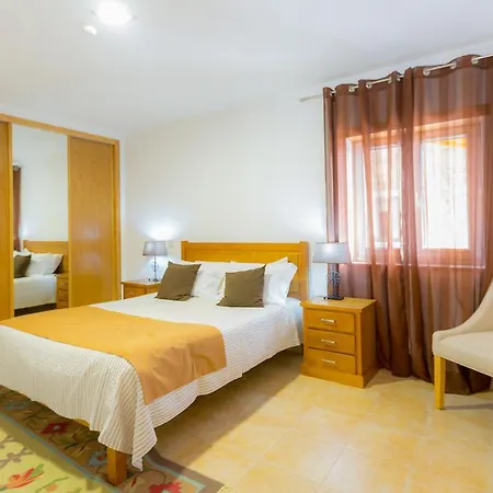 Casas Campo Cimo Da Quinta 4*