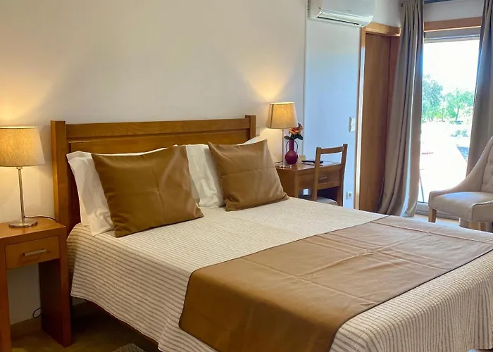 Casas Campo Cimo Da Quinta Pensión 4*