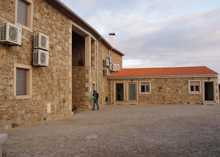 بيت ضيافة Casas Campo Cimo Da Quinta ميراندا دو دورو