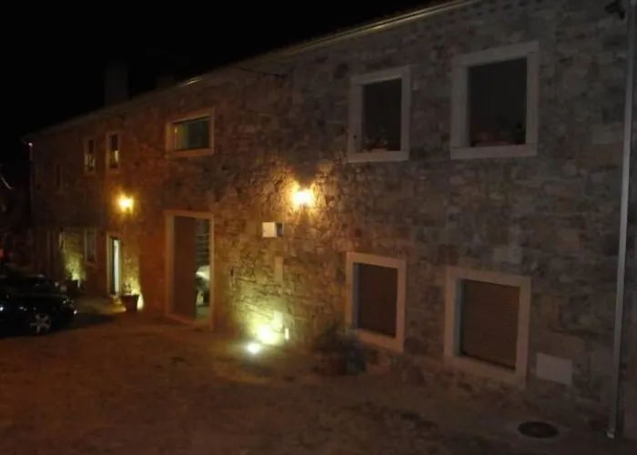 Casas Campo Cimo Da Quinta 4* ميراندا دو دورو