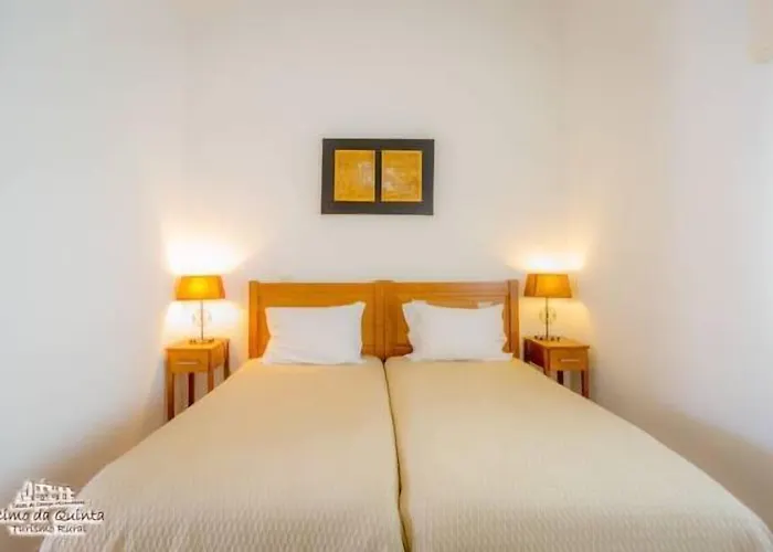 Casas Campo Cimo Da Quinta بيت ضيافة ميراندا دو دورو