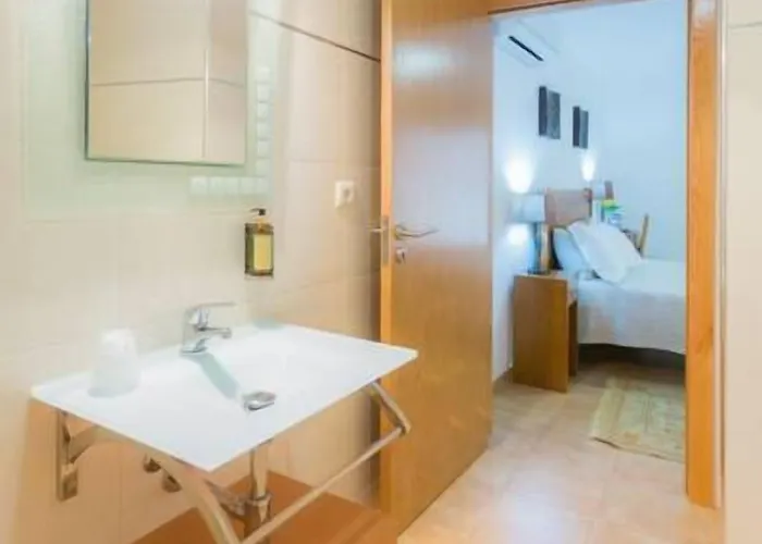 Casas Campo Cimo Da Quinta بيت ضيافة ميراندا دو دورو